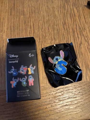 Loungefly disney stitch - loungefly, x