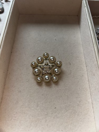 Vintage faux pearl starburst - vintage,