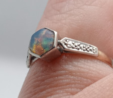 Vintage 9ct Gold Band, Silver