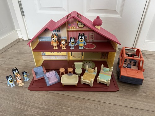 Bluey dollhouse playset and - bluey,