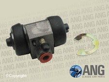 RELIANT SCIMITAR GTE SE6A, SE6B, GTC SE8 REAR WHEEL BRAKE CYLINDER & CLIP