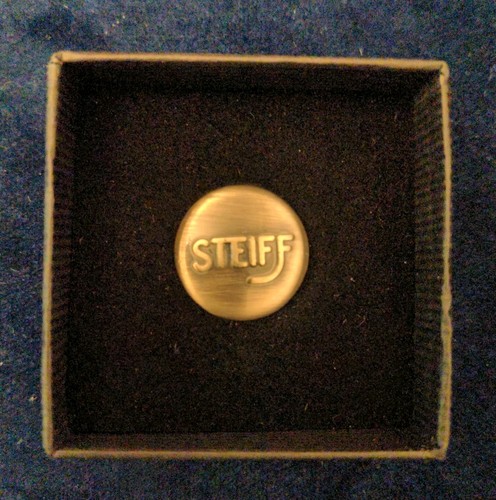 Steiff metal lapel badge pin - lapel,