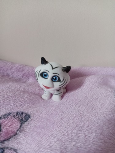 Secret life pets hu white - secret, 2