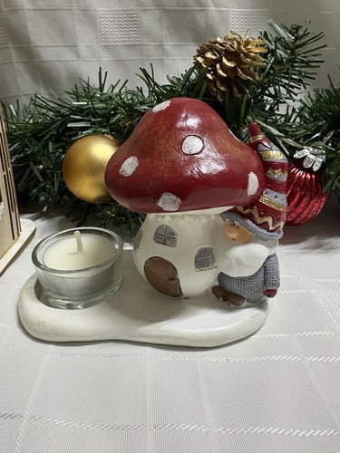 Santa with toadstool resin - with, t
