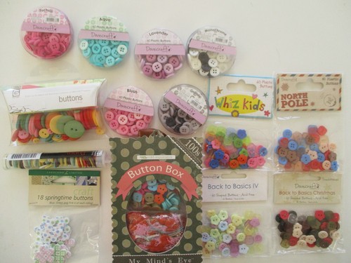 Pack plastic buttons - of,