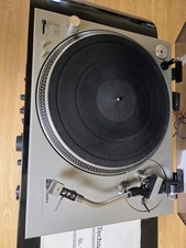 Technics SL-1200 MK1 Direct Drive Turntable 1st Generation