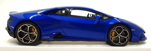 Autoart scale diecast - autoart,