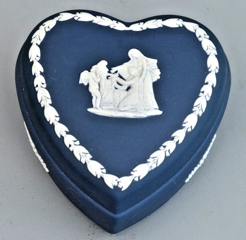 Wedgewood jasperware portland - wedgewood,