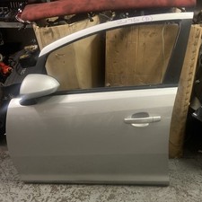 *2006-2014*VAUXHALL CORSA D 5 DOOR PASSENGER SIDE FRONT IN SILVER Z176