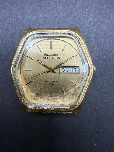 1970 bulova accutron - bulova,