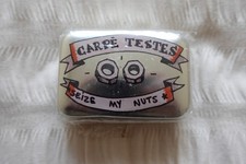 NookArt Tin "Carpe Testes "