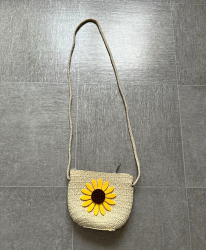 Beige woven straw crossbody - straw,