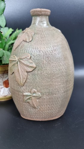 Signed studio pottery - p.s,
