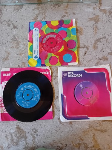 Vintage vinyl 45s singles - vintage,