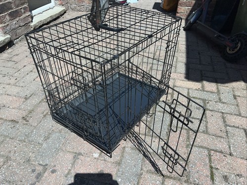 Small dog puppy - dog/puppy/cat, 2-door
