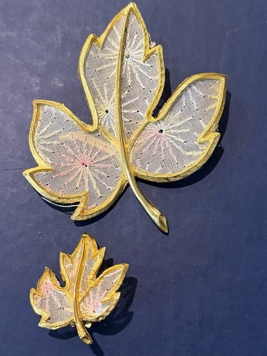 Vintage leaf brooch - vintage, one