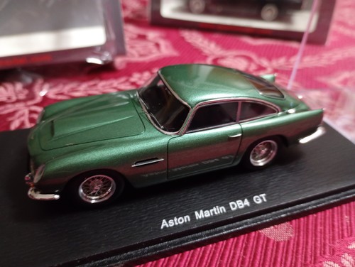 Spark aston martin - db4, gt
