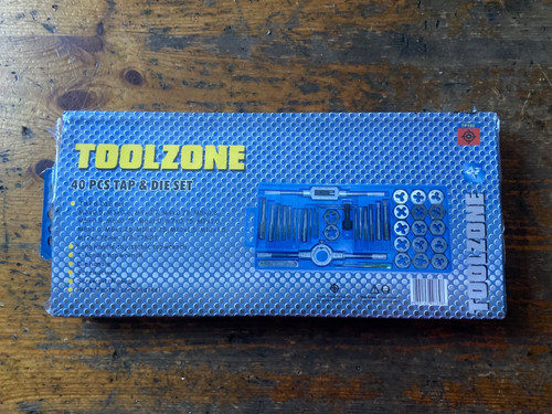 Tap and die set - die, 40pc