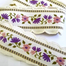 Cream Jacquard Ribbon 2m Vintage Braid Pastel Flowers & Scalloped Edge