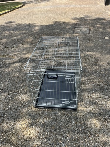 Large dog crate - large,
