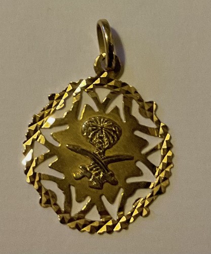 18k gold saudi - arabian, crossed