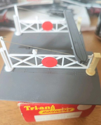 Triang hornby r495 - r495, single