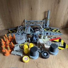 Robot Wars The Gauntlet Challenge Xterminator & Robots - Vintage 1998 Playset