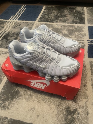 Nike shox uk4 5 - w,