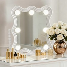 Wavy Shape LED Hollywood
