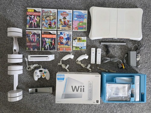 Wii console bundle white - wii,