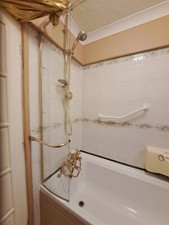 MATKI  Extra Long Gold Shower Rail with Curved Glass Screen