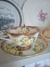 Royal Albert Treasure Chest Series Primrose Pattern