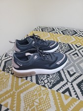 Womens Nike Air Max Dia Trainers Size 5 EU 38.5 grey blush pink