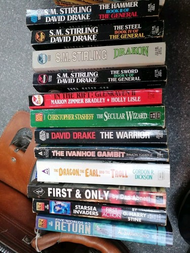 Bundle sci fi fantasy - of, 13