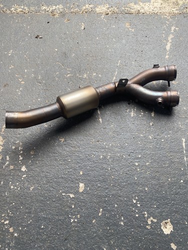 Link pipe for remove catalyst - pipe,