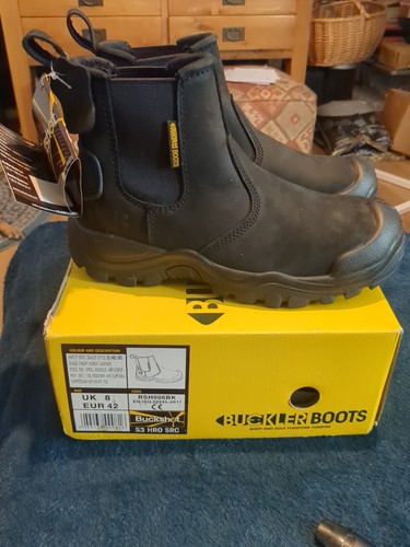 Buckler boots uk8 - buckler,