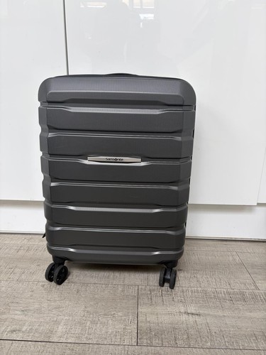Cabin size hard samsonite - hard,