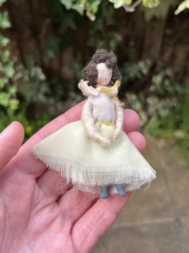Vintage grecon doll young - vintage,