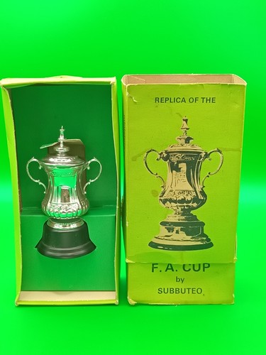 Subbuteo trophy cup c128 - trophy,