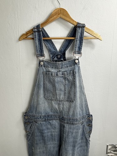 Distressed gap dungarees size - gap,