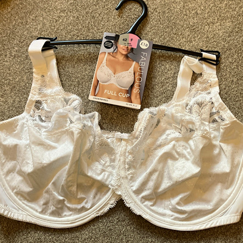 Fabulous white floral - white, lace