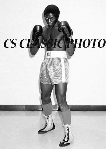 Uriah grant boxing photo - uriah,