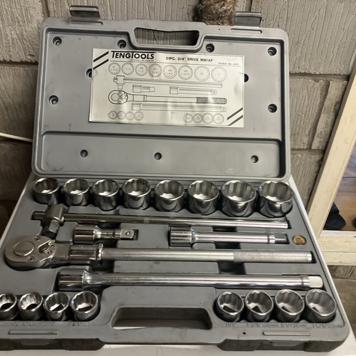 Drive piece socket set - drive,