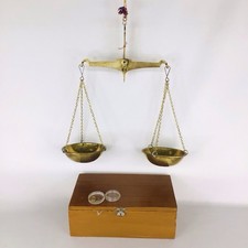 Vintage Hanging Balance Beam Scales & Bowls with Chains In Box EB03JH