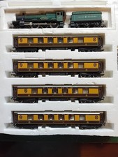 Vintage Hornby Silver Jubilee Pullman - Albert Hall Loco, Tender & Four Coaches
