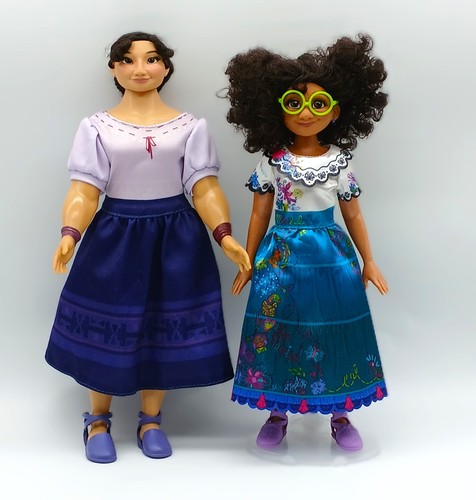 Encanto dolls mirabel - 2,