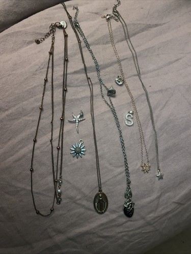 Fashion jewellery necklaces - jewellery,