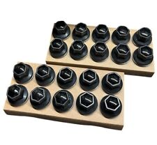 SET OF RANGE ROVER SPORT L494 VOGUE L405 DEFENDER 2020 On BLACK WHEEL NUTS