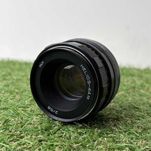 Helios 58mm 2 - f/2, mount