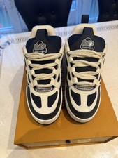 LV SKATE TRAINERS NAVY WHITE / UK 9